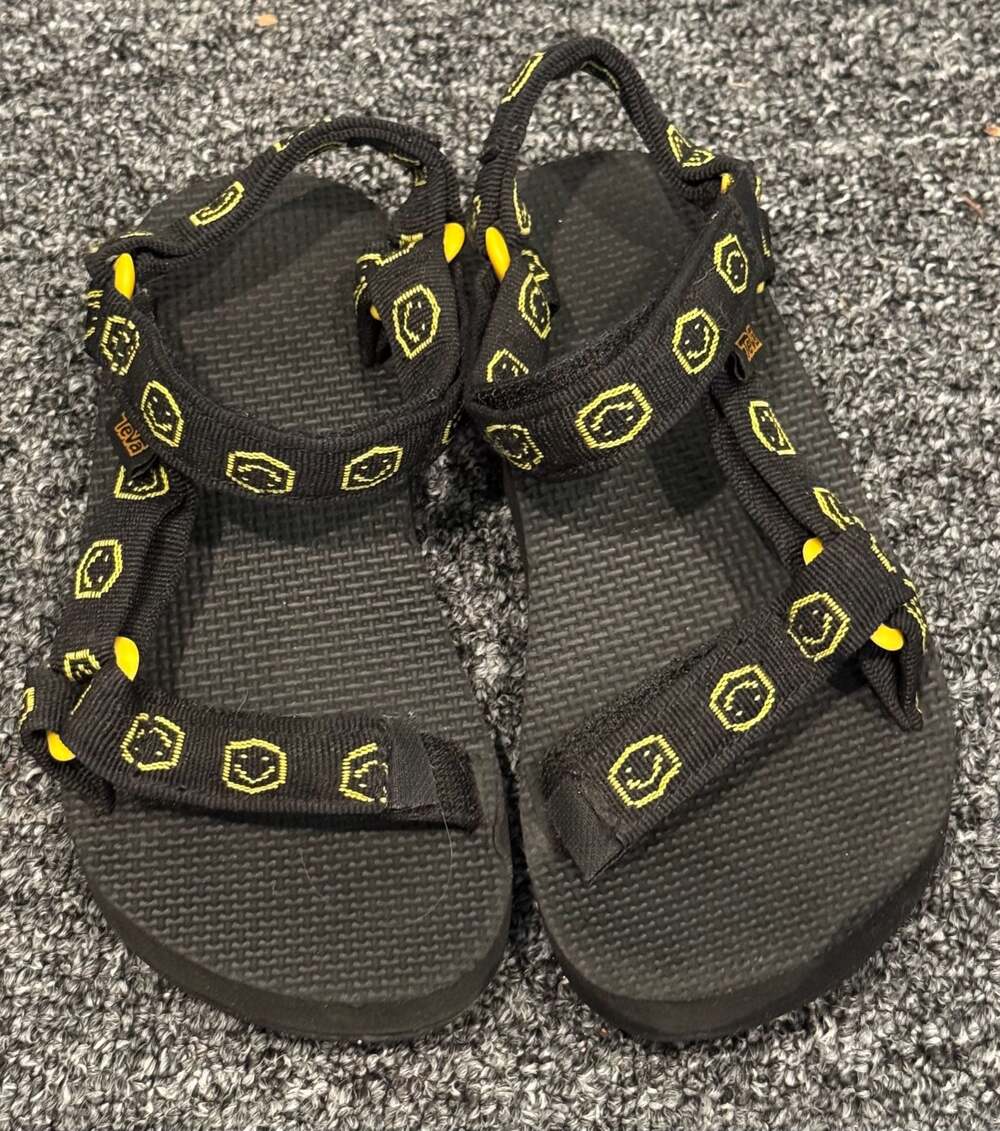 Teva Kids Original Universal - Black Smiley, CA
